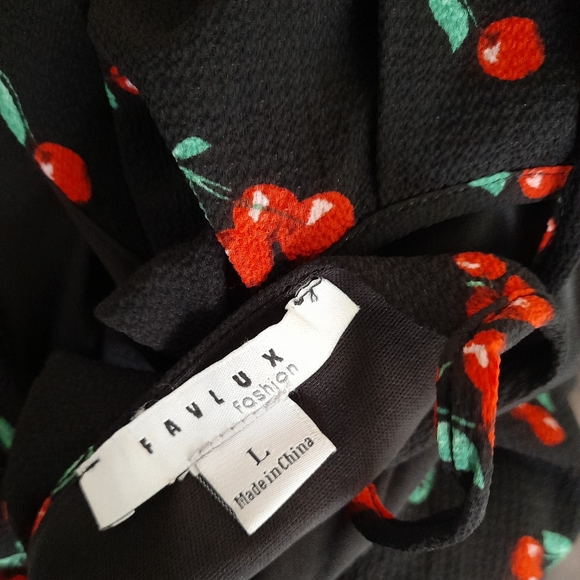 ● Favlux | 🍒 Cherry Flowy Romper - Picture 4 of 8